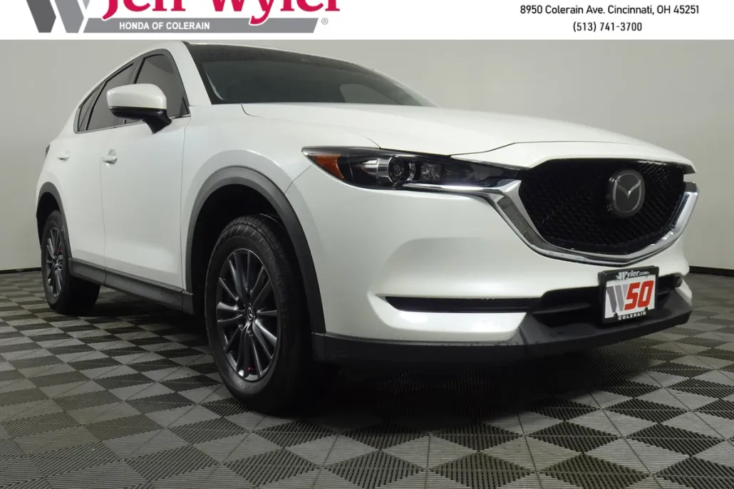 2021 Mazda CX-5 Touring photo 1
