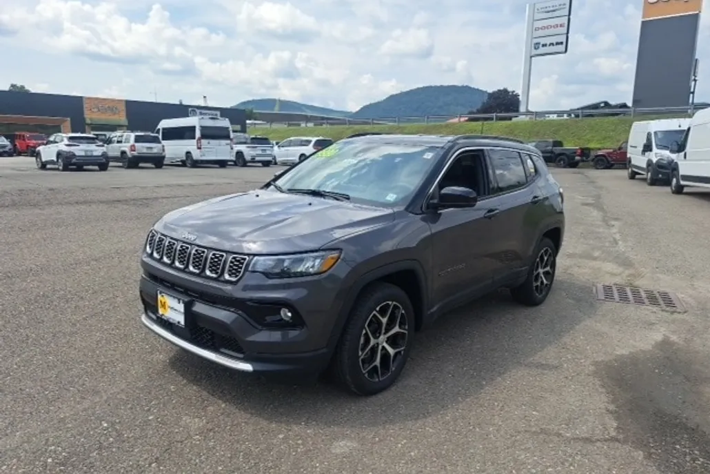 2024 Jeep Compass Limited photo 1