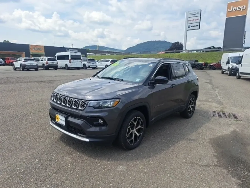 2024 Jeep Compass Limited photo 1