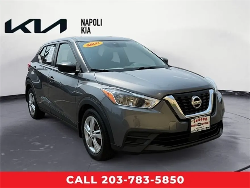 2020 Nissan Kicks S photo 1