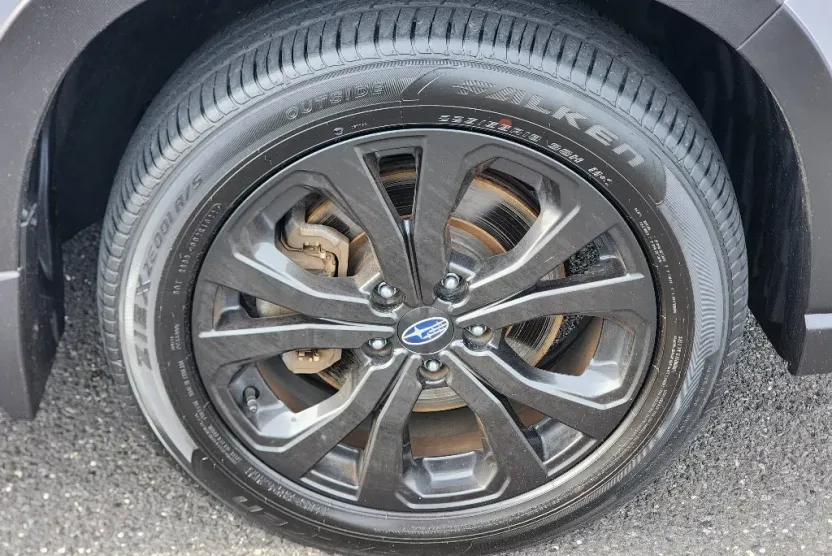 2022 Subaru Forester Sport photo 1