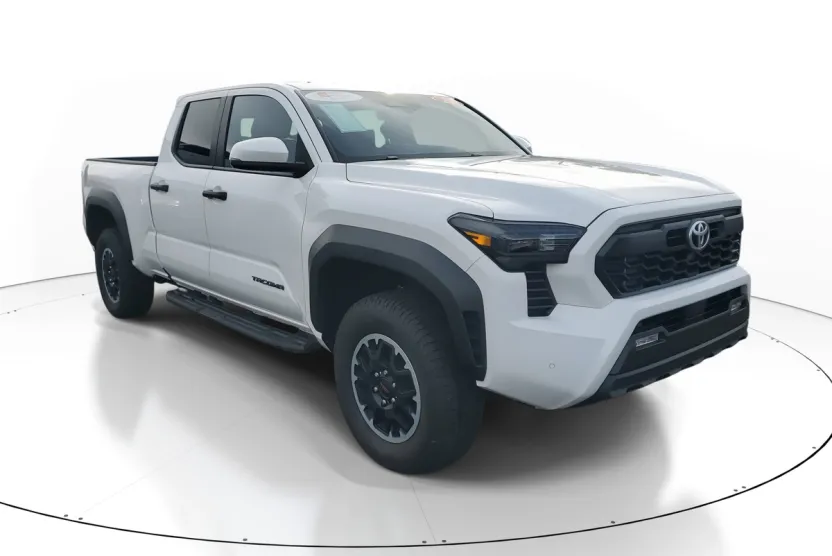 2024 Toyota Tacoma 4x4 TRD photo 1