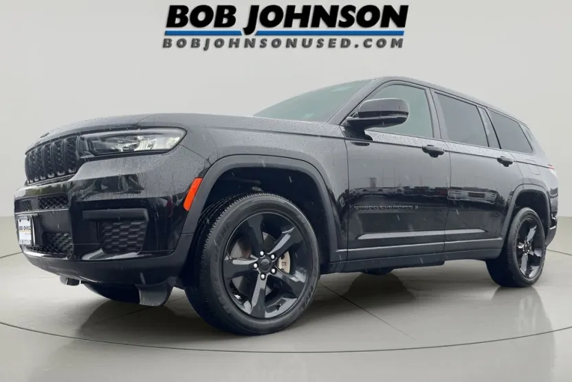 2023 Jeep Grand Cherokee Altitude photo 1