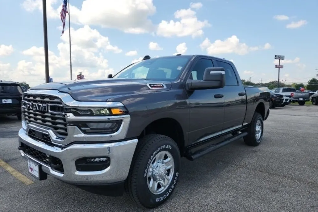 2026 Ram 2500 Tradesman photo 1