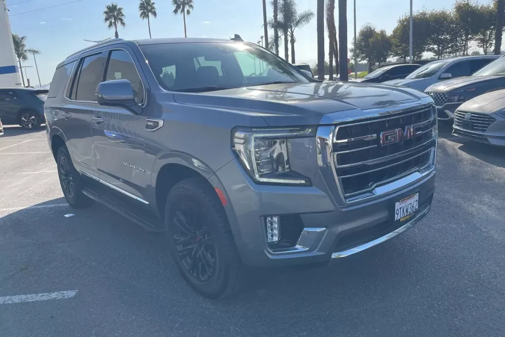 2022 Gmc Yukon SLT photo 1