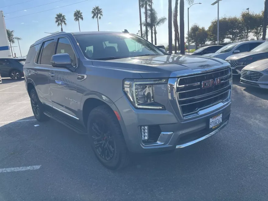 2022 Gmc Yukon SLT photo 1