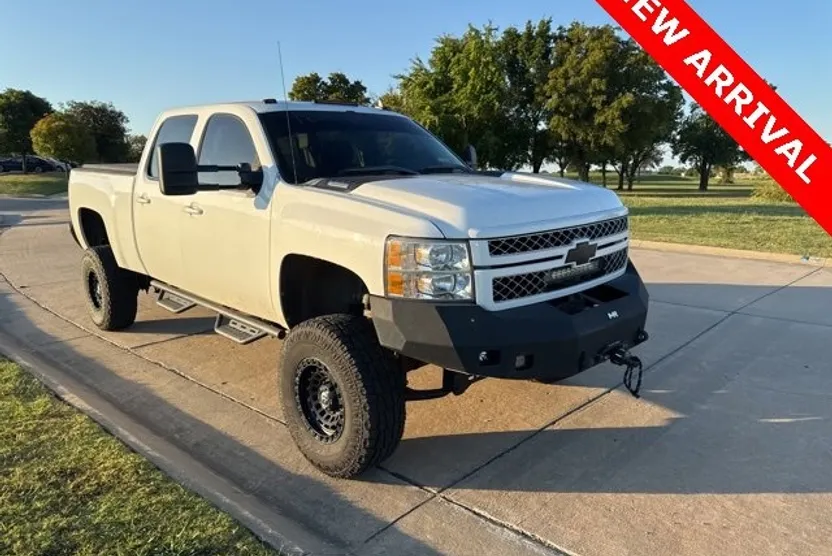 2014 Chevrolet Silverado 2500HD LT photo 1