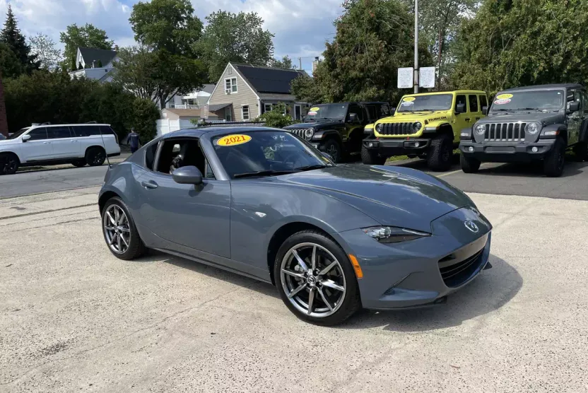 2021 Mazda MX-5 Miata Miata RF Grand Touring photo 1