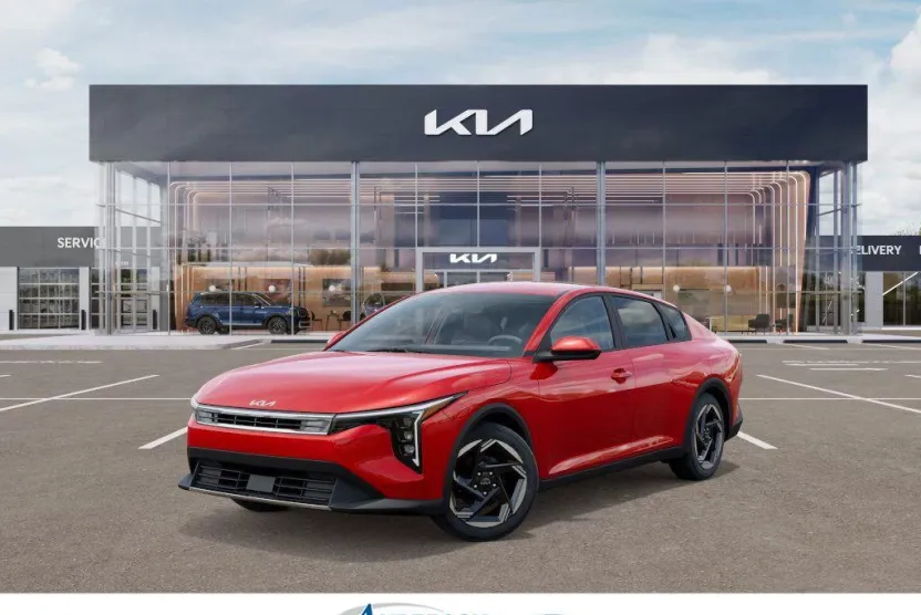 2025 Kia K4 EX photo 1