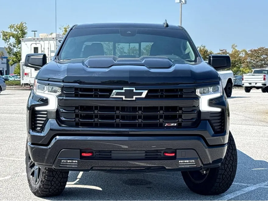 2025 Chevrolet Silverado 1500 LT Trail Boss photo 1