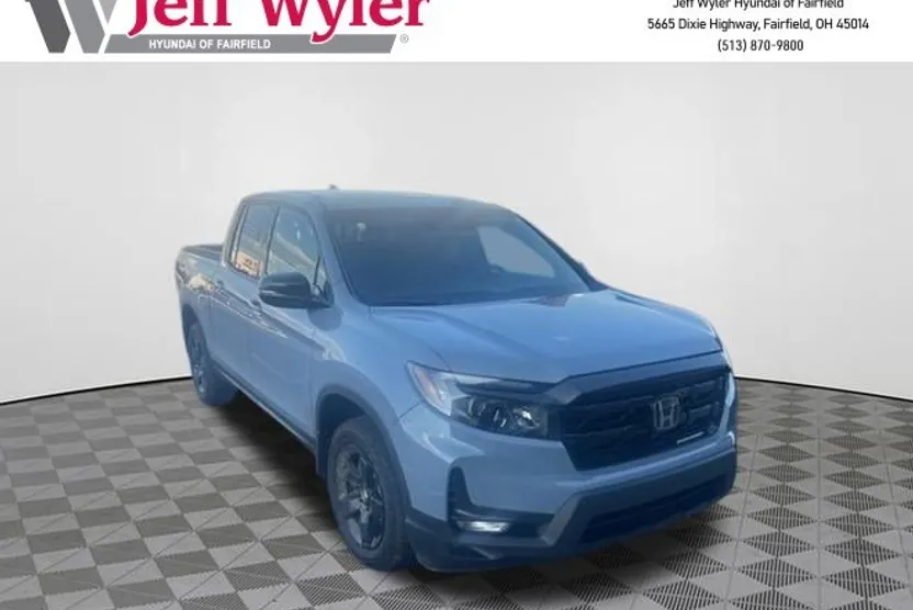 2025 Honda Ridgeline Black Edition photo 1