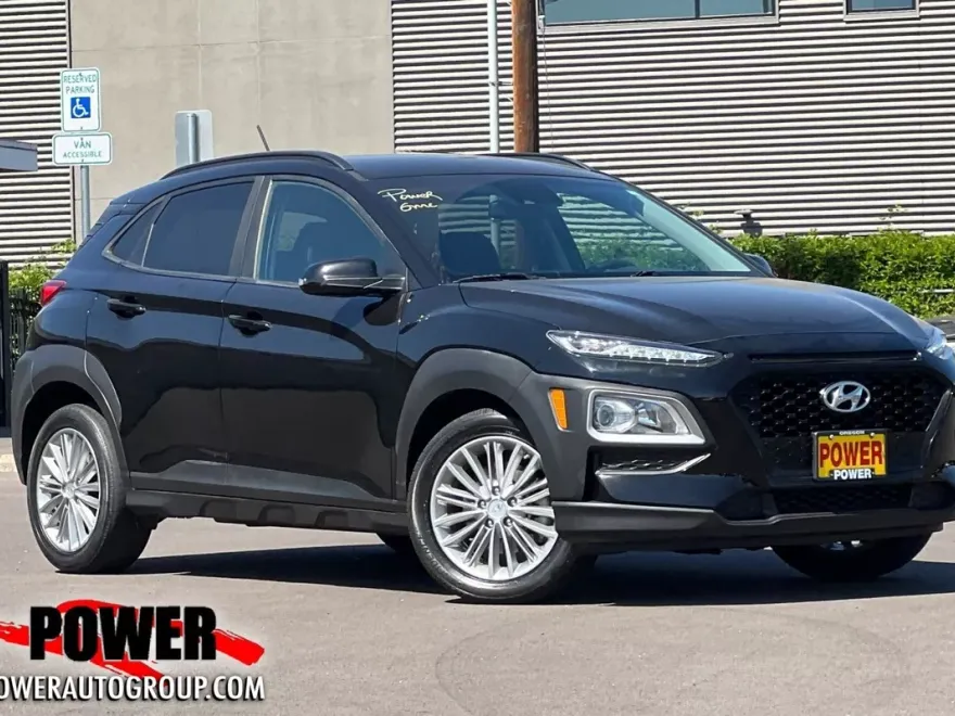 2020 Hyundai Kona SEL photo 1