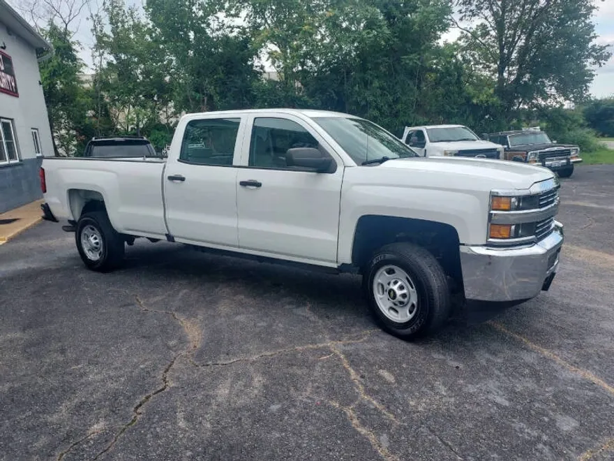2017 Chevrolet Silverado Work Truck LS Base photo 1