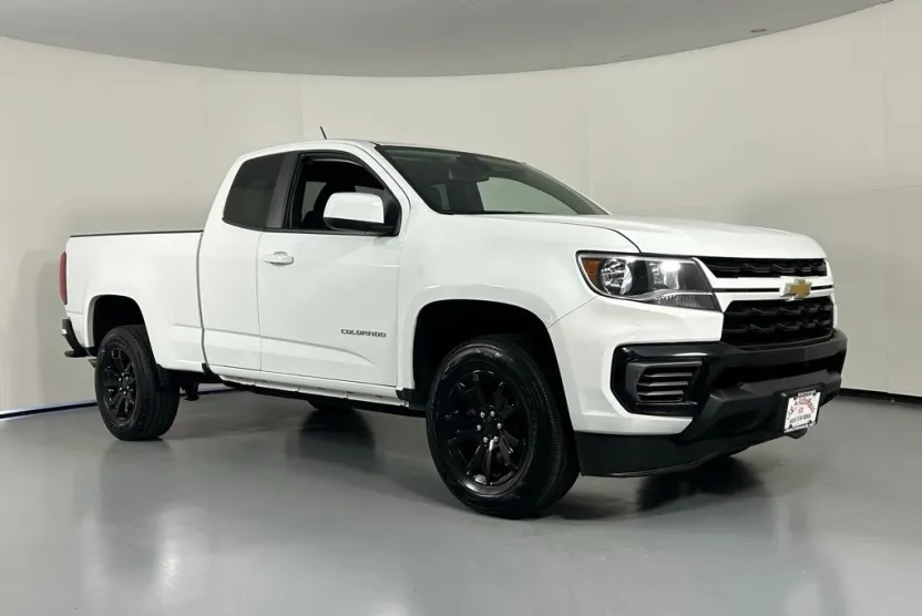 2022 Chevrolet Colorado LT photo 1