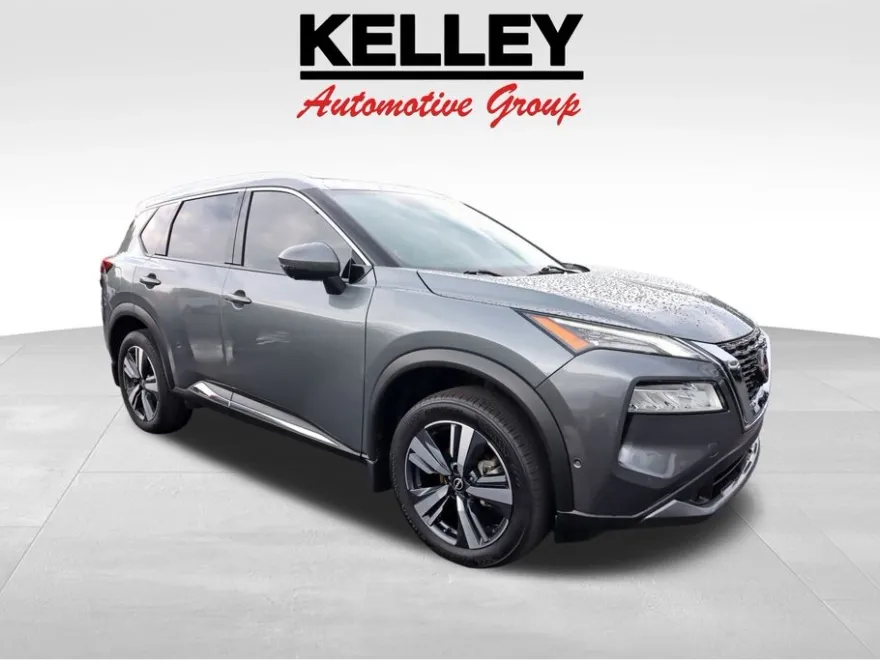 2023 Nissan Rogue SL photo 1