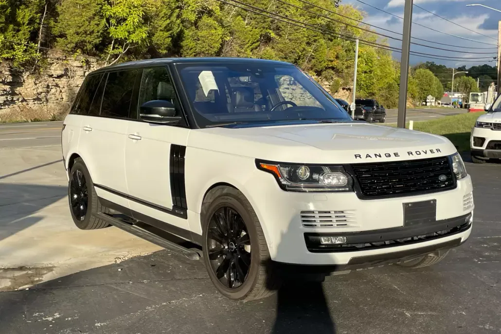 2017 Land Rover Range Rover Supercharged LWB photo 1