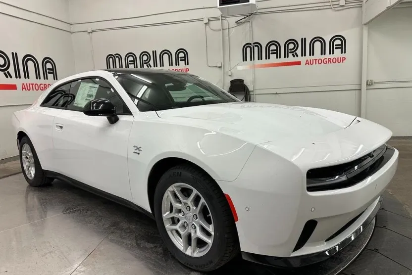 2025 Dodge Charger R/T AWD photo 1