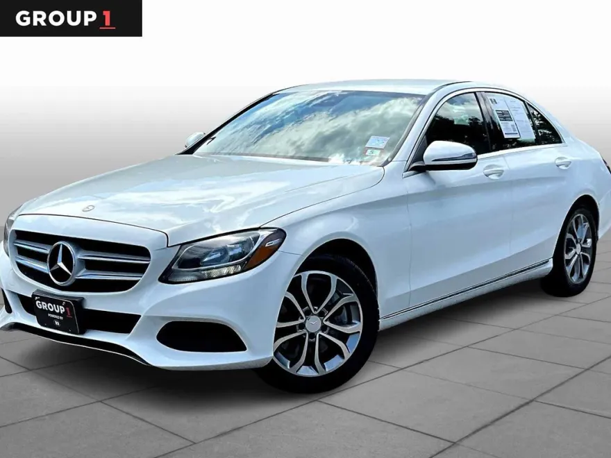 2016 Mercedes Benz C 300 photo 1