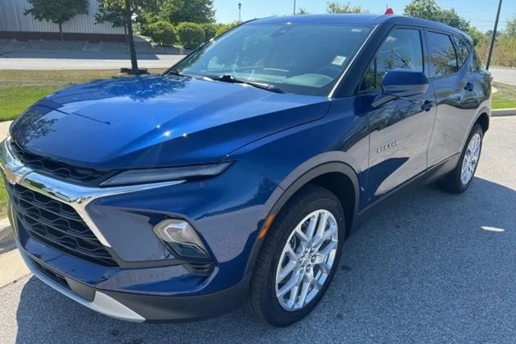 2023 Chevrolet Blazer 2LT photo 1