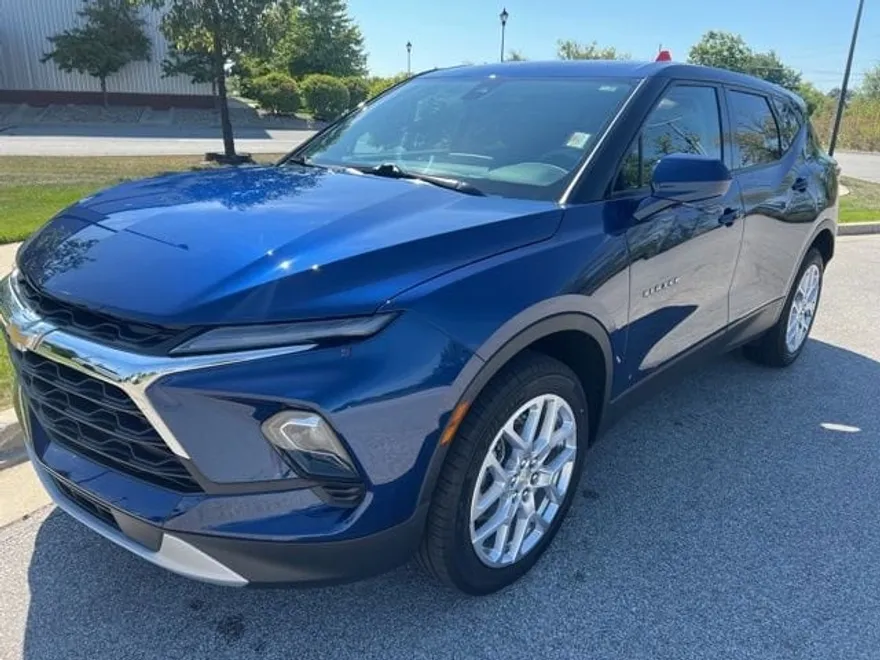 2023 Chevrolet Blazer 2LT photo 1