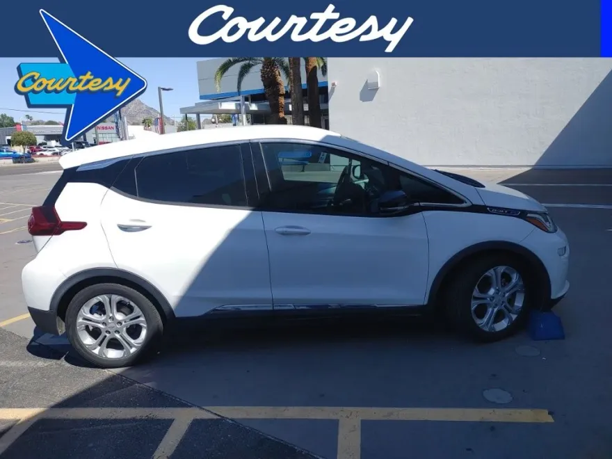 2020 Chevrolet Bolt EV photo 1
