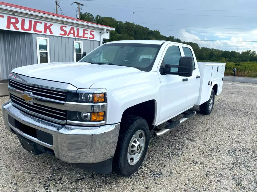 2015 Chevrolet Silverado 3500HD Work Truck photo 1