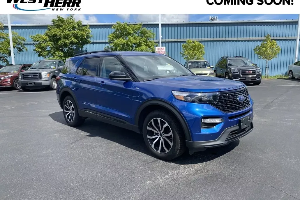 2022 Ford Explorer ST-Line photo 1