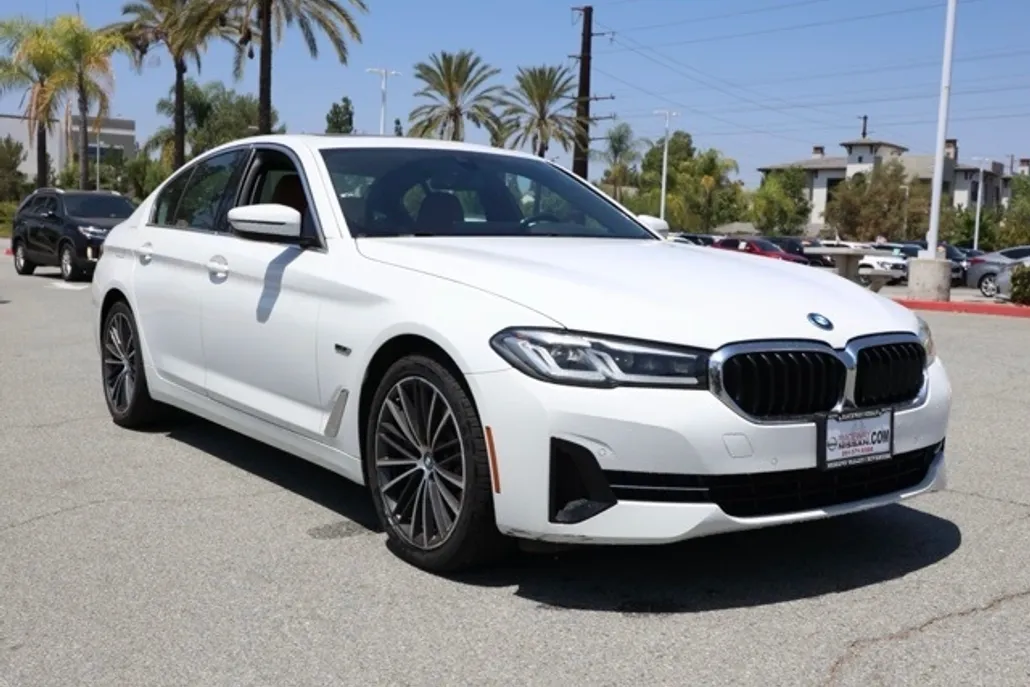 2023 Bmw 530e 5-Series photo 1