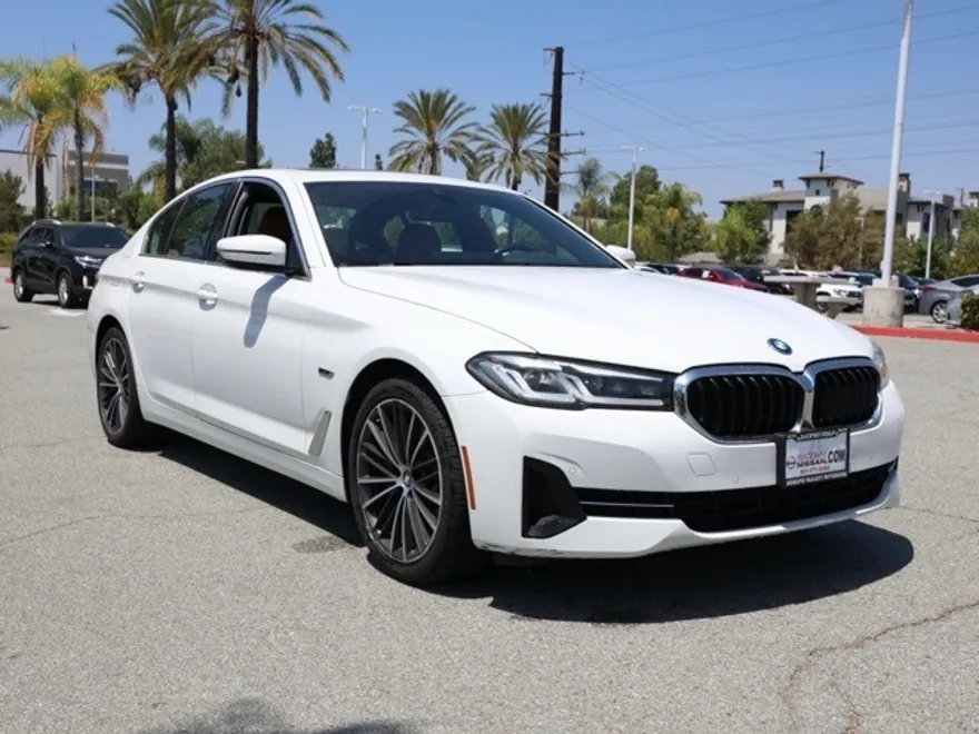 2023 Bmw 530e 5-Series photo 1