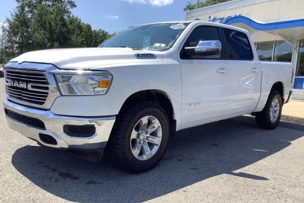2024 Ram 1500 Laramie photo 1