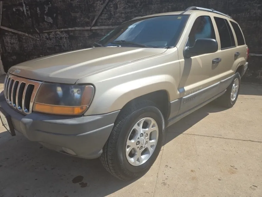 1999 Jeep Grand Cherokee Laredo photo 1