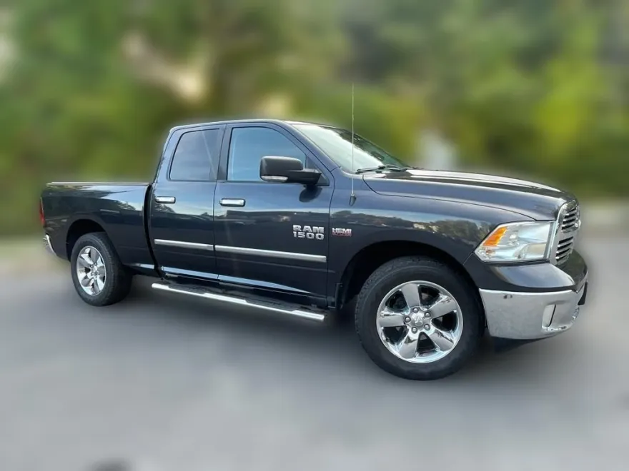2014 Ram 1500 SLT photo 1