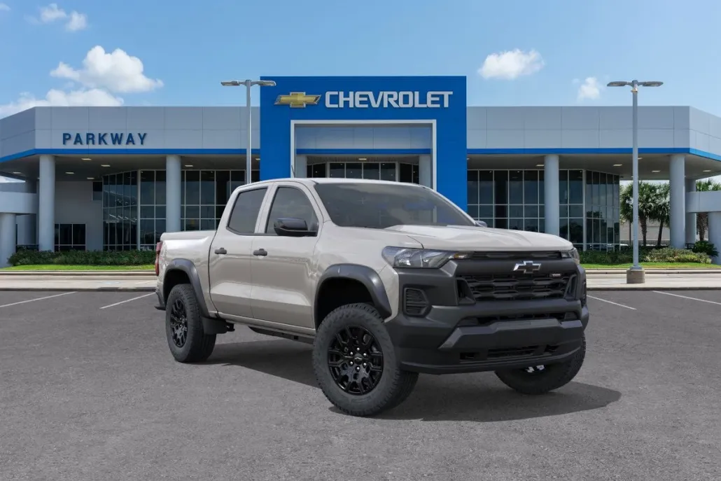 2026 Chevrolet Colorado Trail Boss photo 1