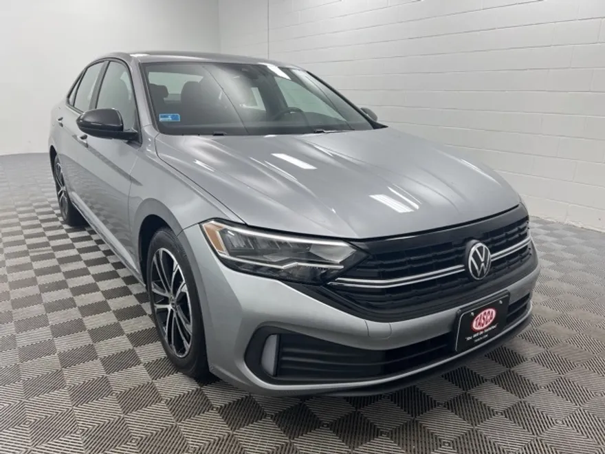 2024 Volkswagen Jetta 1.5T Sport photo 1