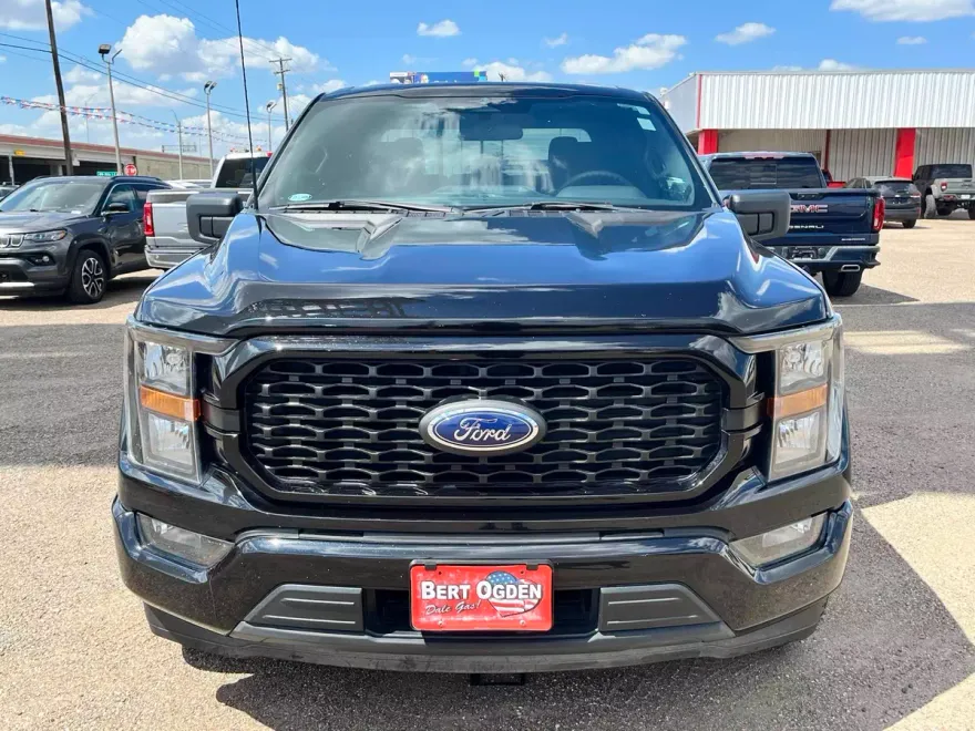 2023 Ford F-150 XL photo 1