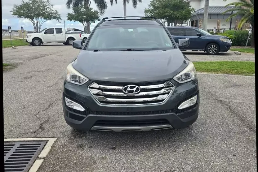 2014 Hyundai Santa Fe Sport GLS photo 1