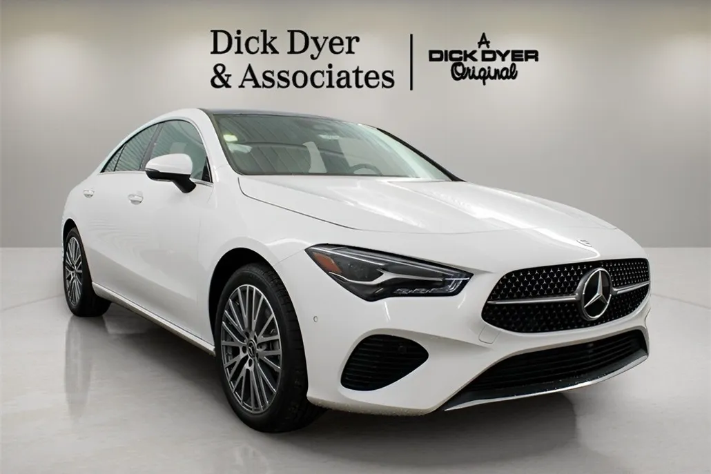 2025 Mercedes Benz CLA 250 photo 1