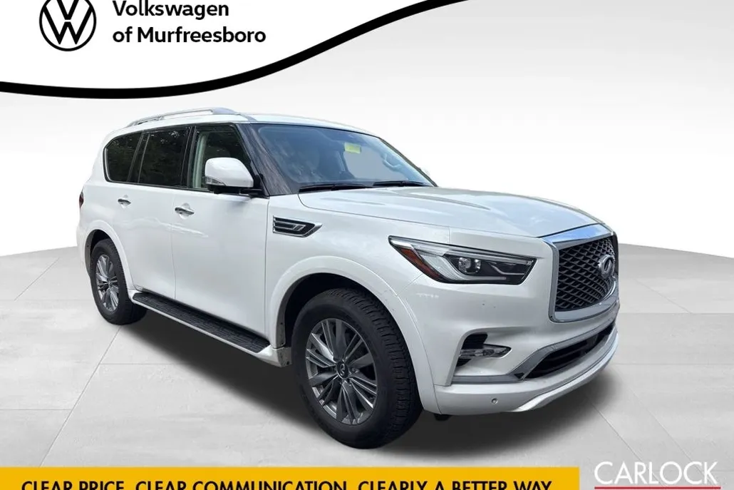 2022 Infiniti QX80 Luxe photo 1