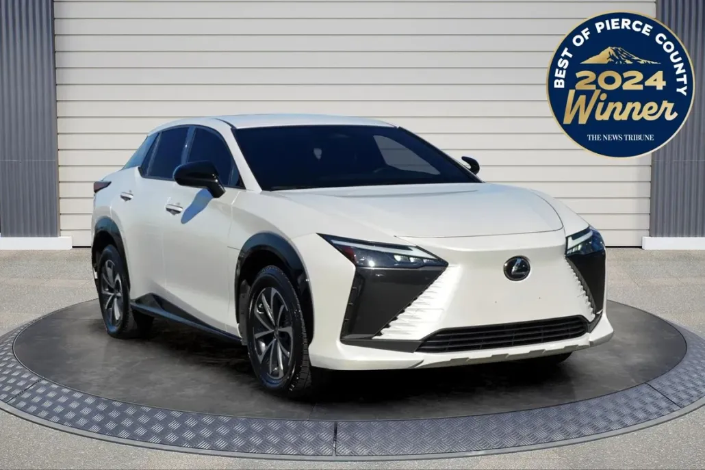 2024 Lexus RZ 300e photo 1