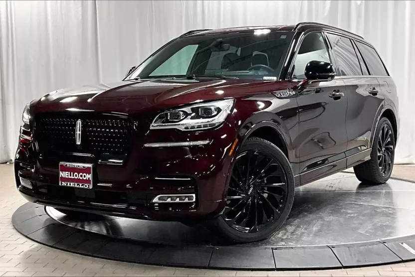 2022 Lincoln Aviator Reserve photo 1
