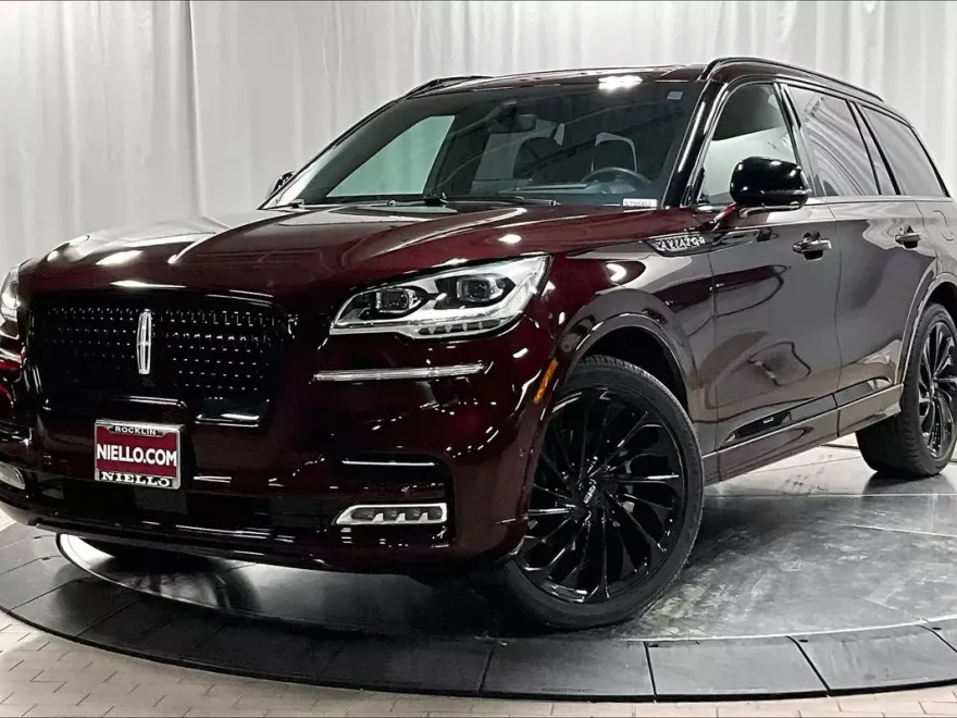 2022 Lincoln Aviator Reserve photo 1