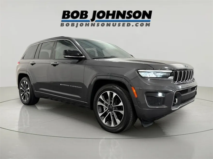 2022 Jeep Grand Cherokee Overland photo 1