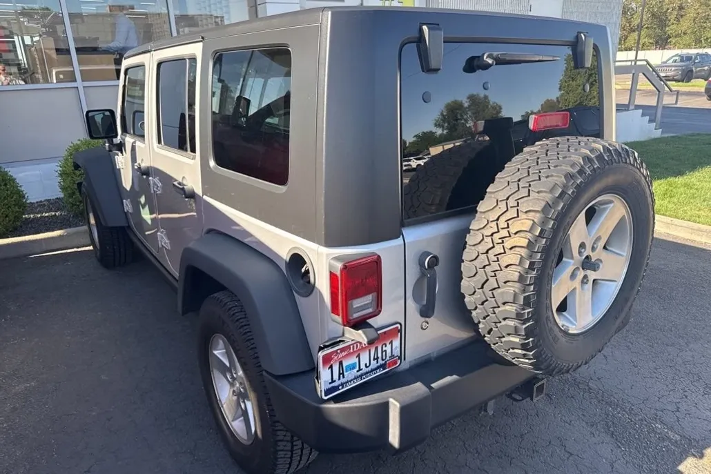2008 Jeep Wrangler Unlimited Rubicon photo 1