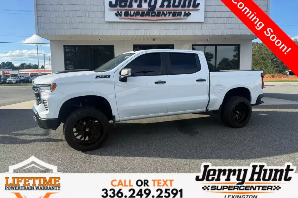 2024 Chevrolet Silverado 1500 LT Trail Boss photo 1