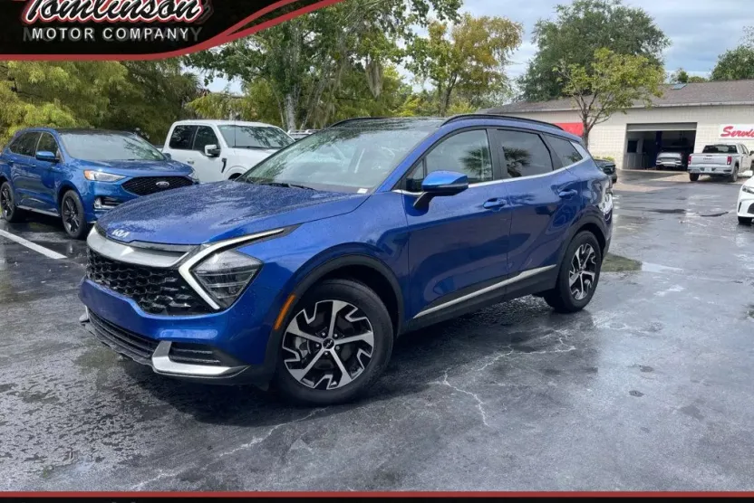 2025 Kia Sportage EX photo 1