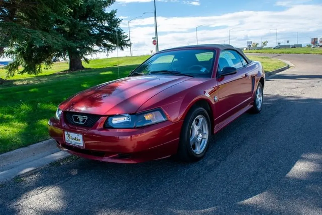 2004 Ford Mustang Convertible Deluxe photo 1