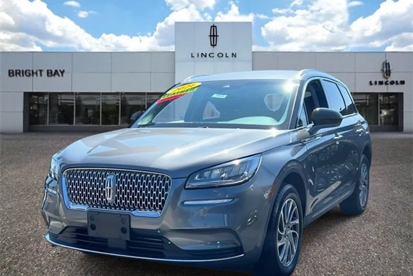 2021 Lincoln Corsair Standard photo 1