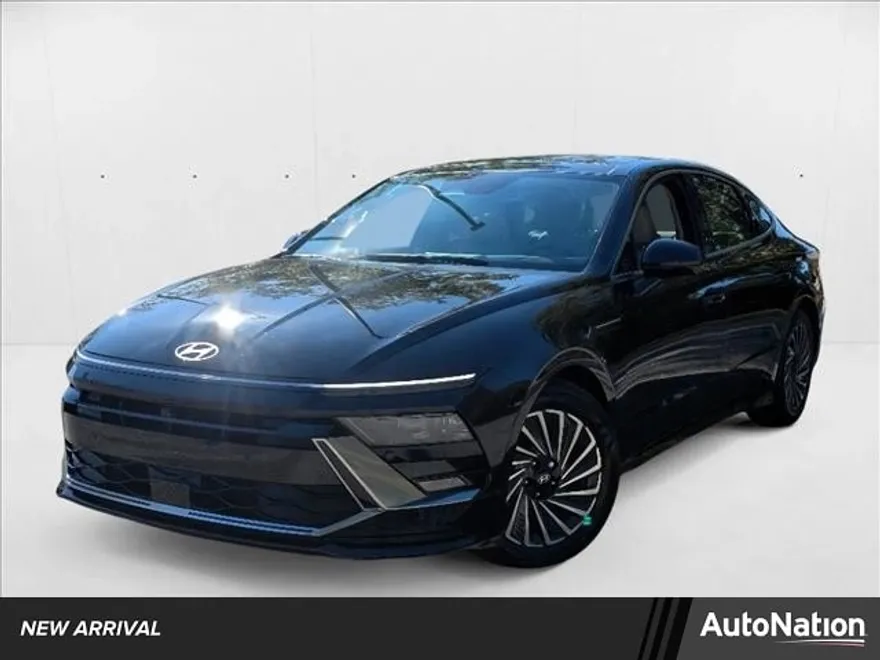 2024 Hyundai Sonata Hybrid Limited photo 1