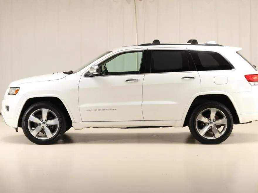 2016 Jeep Cherokee Overland photo 1