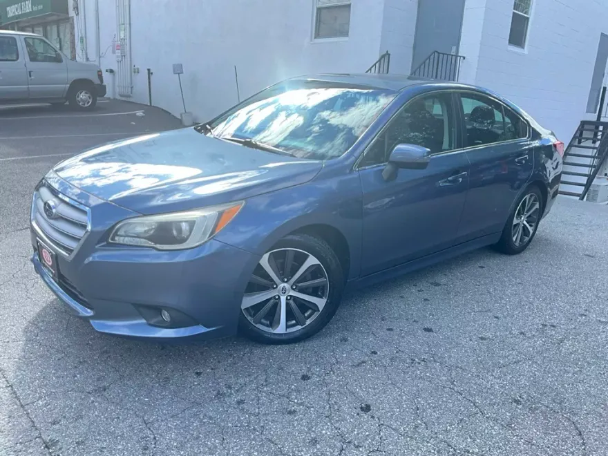2015 Subaru Legacy 2.5i photo 1